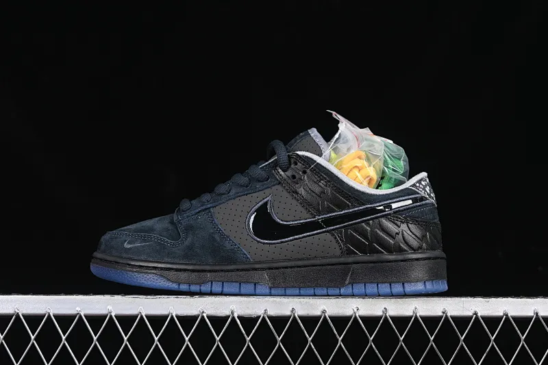 All categories Nk SB Dunk Series Nk SB Dunk Low low-top sneakers Division Street x Nk Dunk Low "Oregon Black" Oregon hidden color low-top casual sneakers HV1470-001
